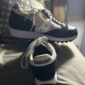 Saucony Classic Black and Gray Trainers